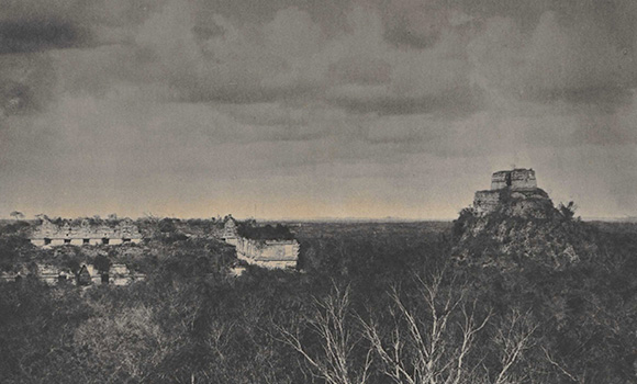 <h4 class='amarillo'></h4>
    
                        <br>
                        <b>Fotos ruinas de Campeche, Yucatán y Quintana Roo (Maler, 1886-1894)
                        </b><br><br>
                        Uxmal, Yucatán.  Imagen 37 del pdf.
                        
                        <br>
                        <br>
                        <a href='//memoricamexico.gob.mx/swb/memorica/Cedula?oId=KFW4rHsBz6zaYO7D4jZO' target='_blank' class='ObjetoDigital'>Recurso digital</a>
                        