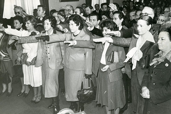 Toma de protesta de un grupo de diputadas